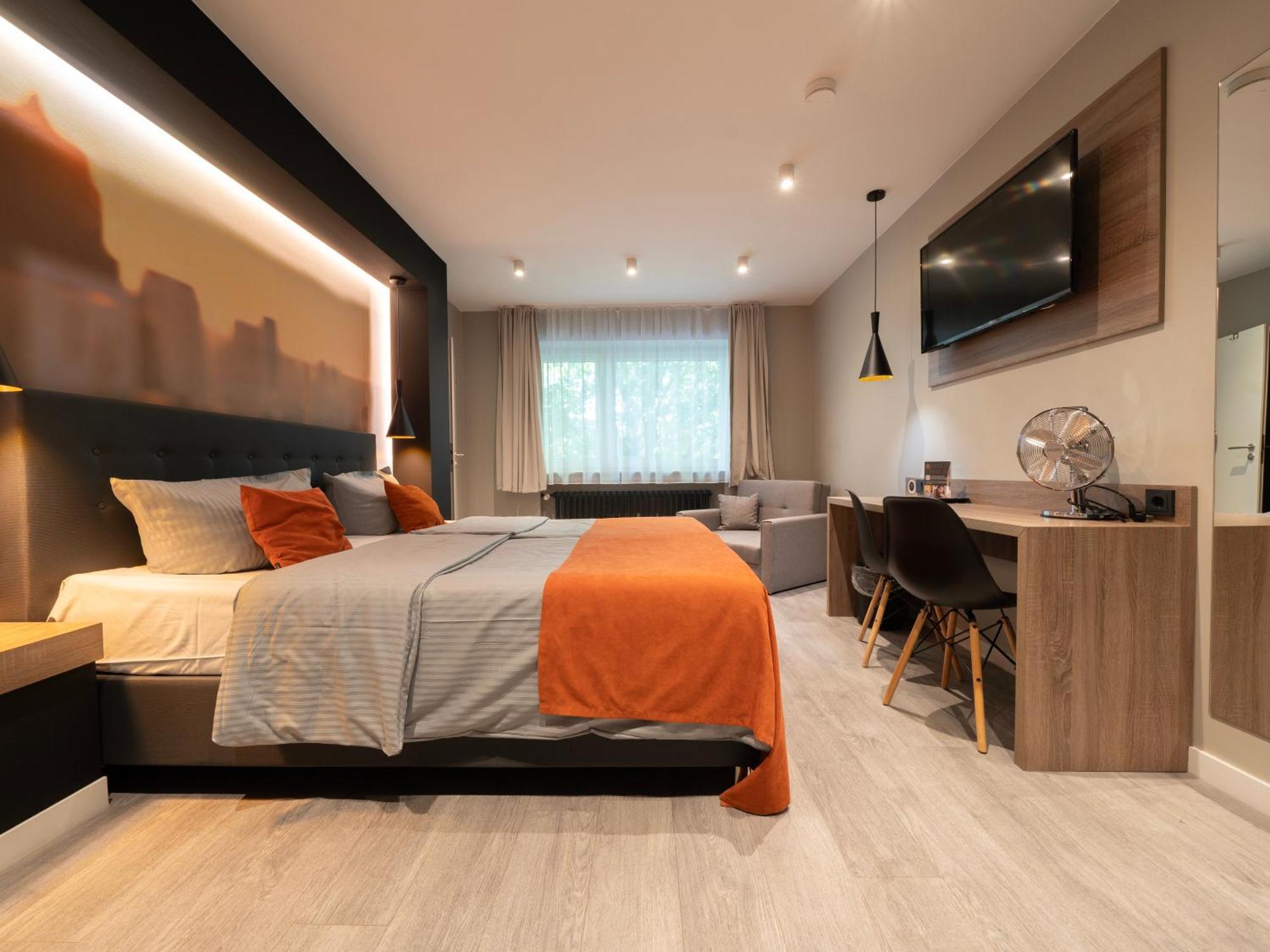 Juststay Ratingen Hotel & Apartments ภายนอก รูปภาพ